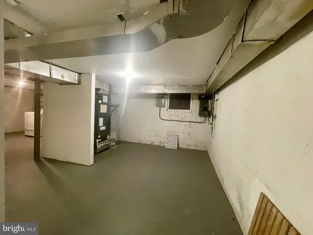 $2,350 | 1517 Rollins Avenue, Capitol Heights, MD 20743