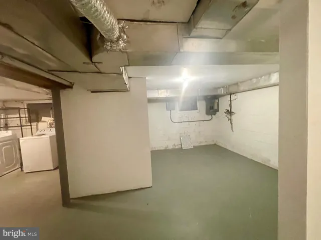 $2,350 | 1517 Rollins Avenue, Capitol Heights, MD 20743