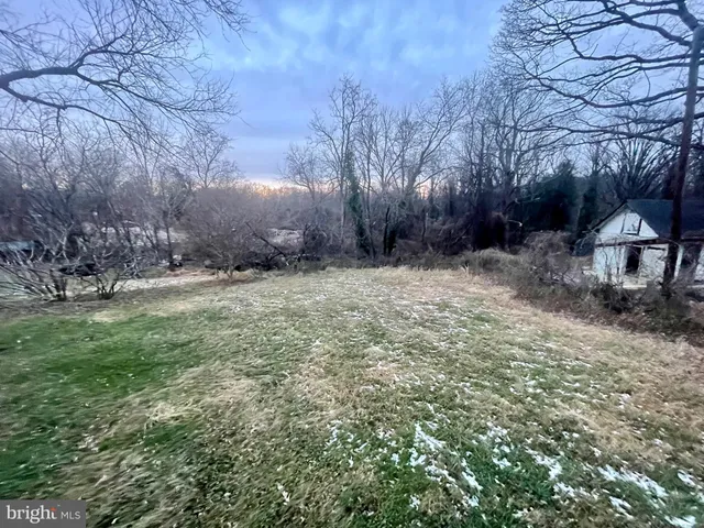 $2,350 | 1517 Rollins Avenue, Capitol Heights, MD 20743