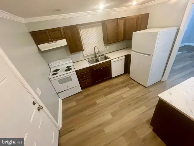 $2,350 | 1517 Rollins Avenue, Capitol Heights, MD 20743