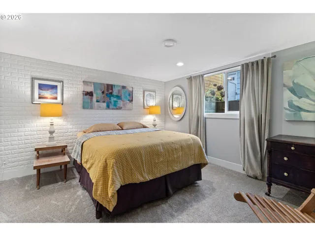 $639,000 | 10644 Northeast Russell Court, Portland, OR 97220