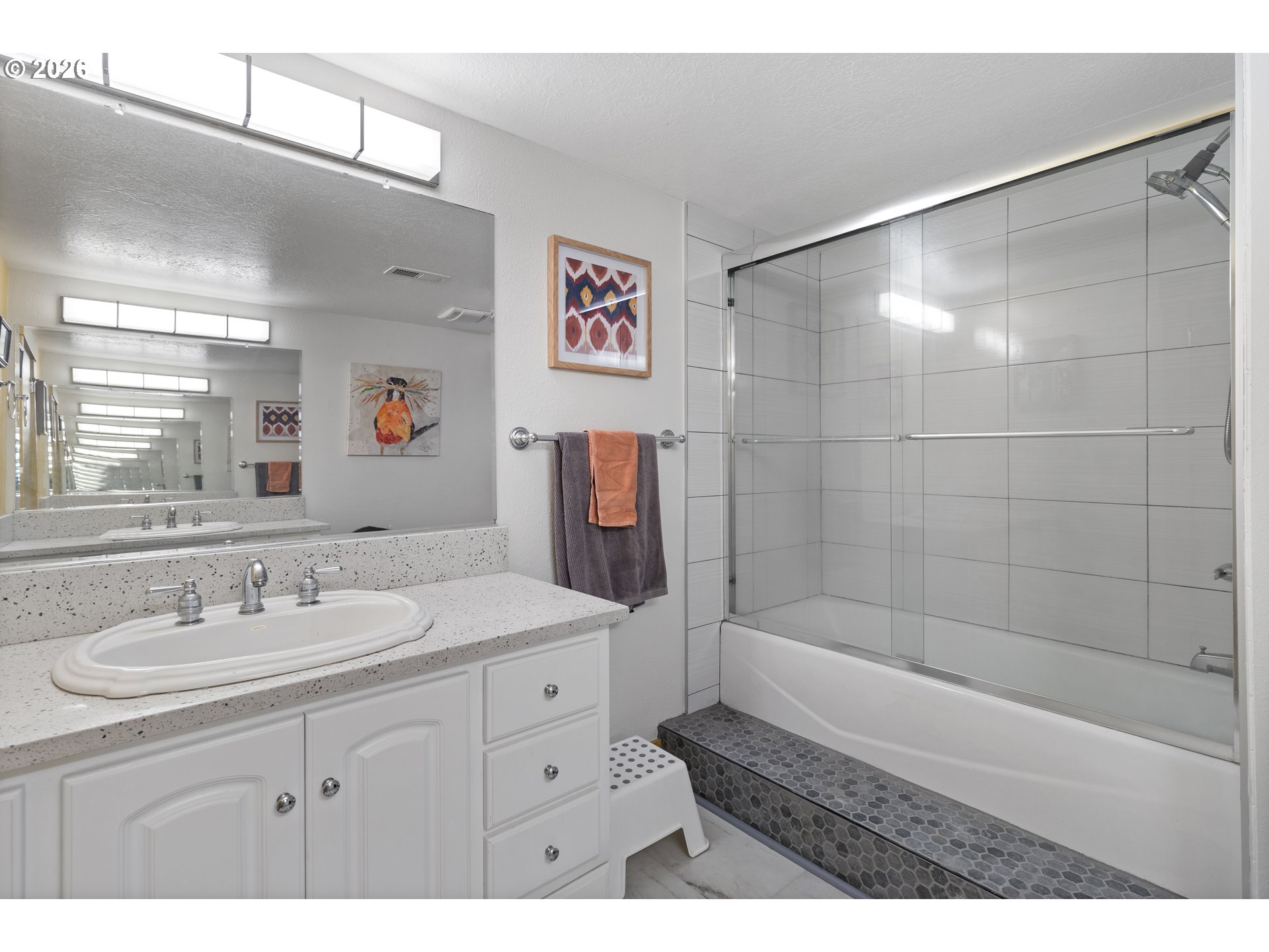 10644 Northeast Russell Court Portland, OR 97220 - Photo 35 of 46 Bathroom