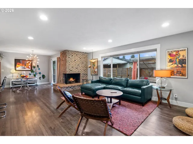 $639,000 | 10644 Northeast Russell Court, Portland, OR 97220