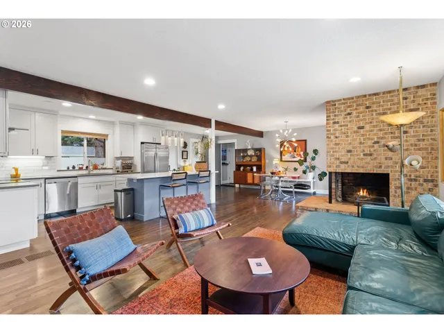 $639,000 | 10644 Northeast Russell Court, Portland, OR 97220