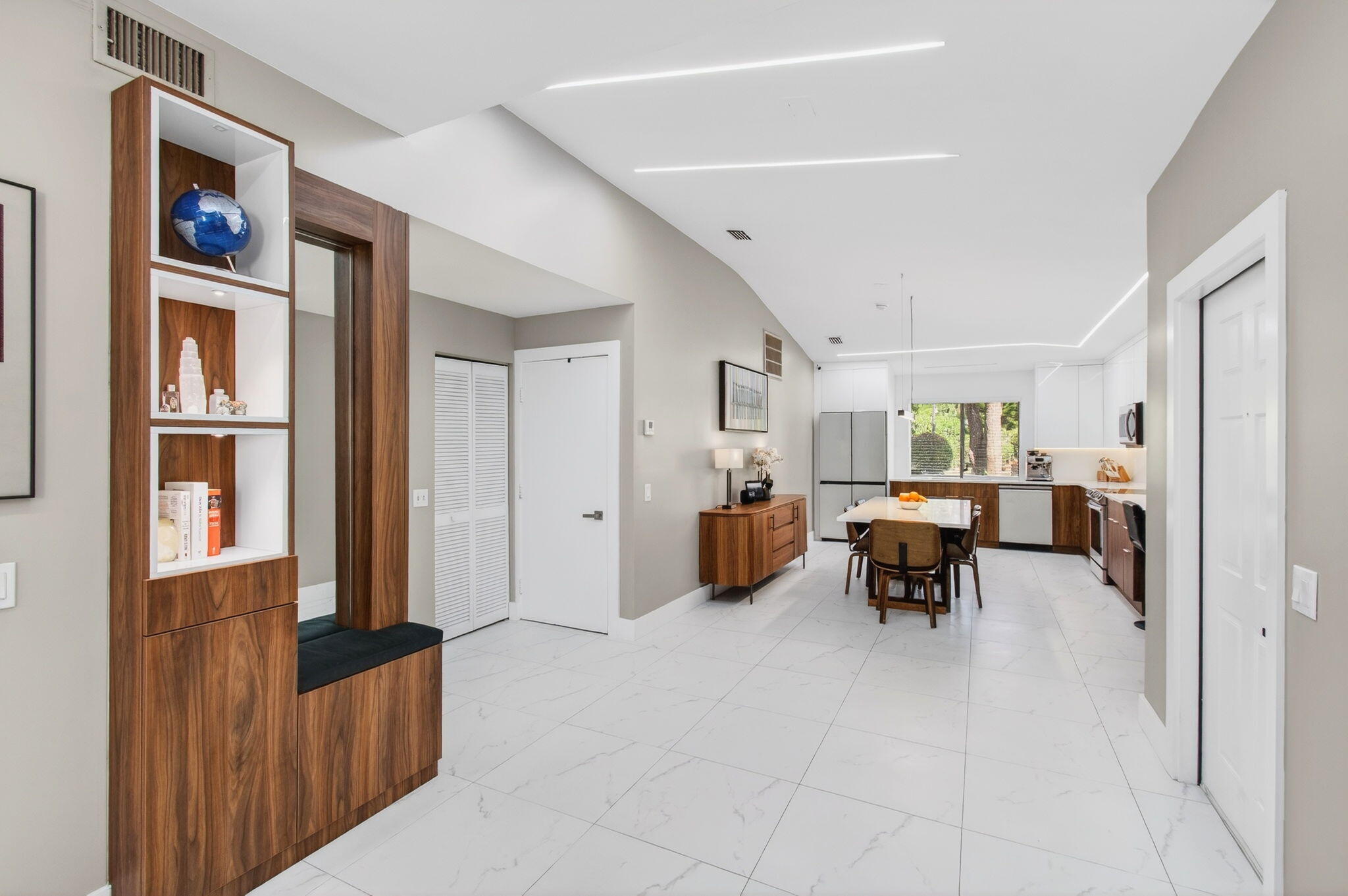 6766 Via Regina Boca Raton, FL 33433 - Photo 11 of 57 kitchen