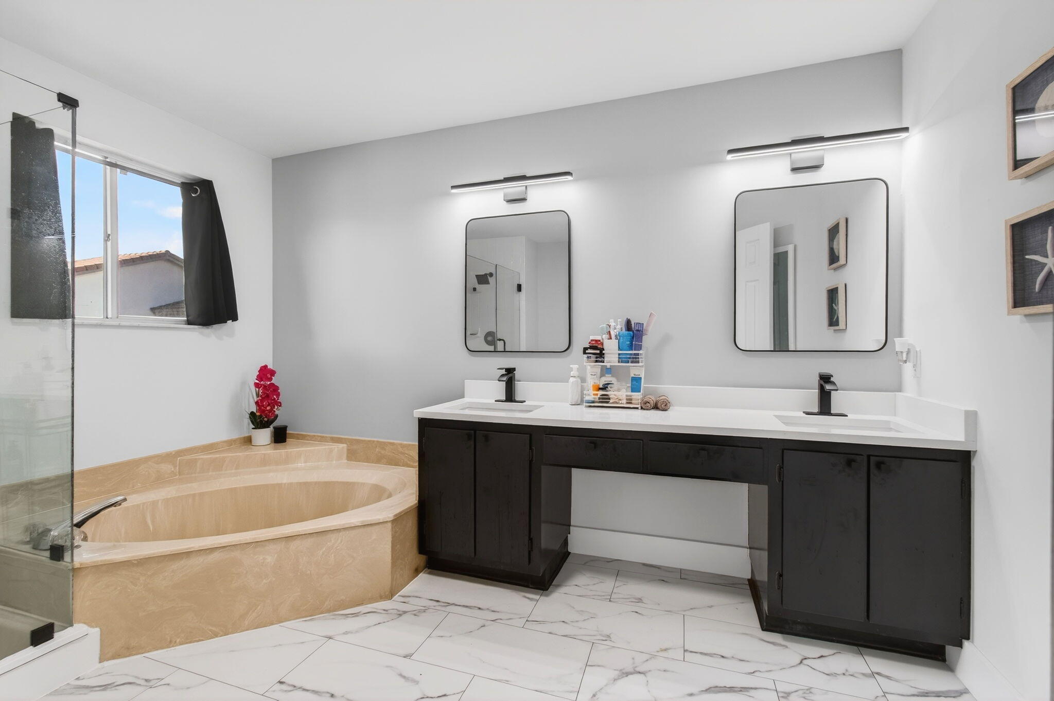 6766 Via Regina Boca Raton, FL 33433 - Photo 34 of 57 2nd bath