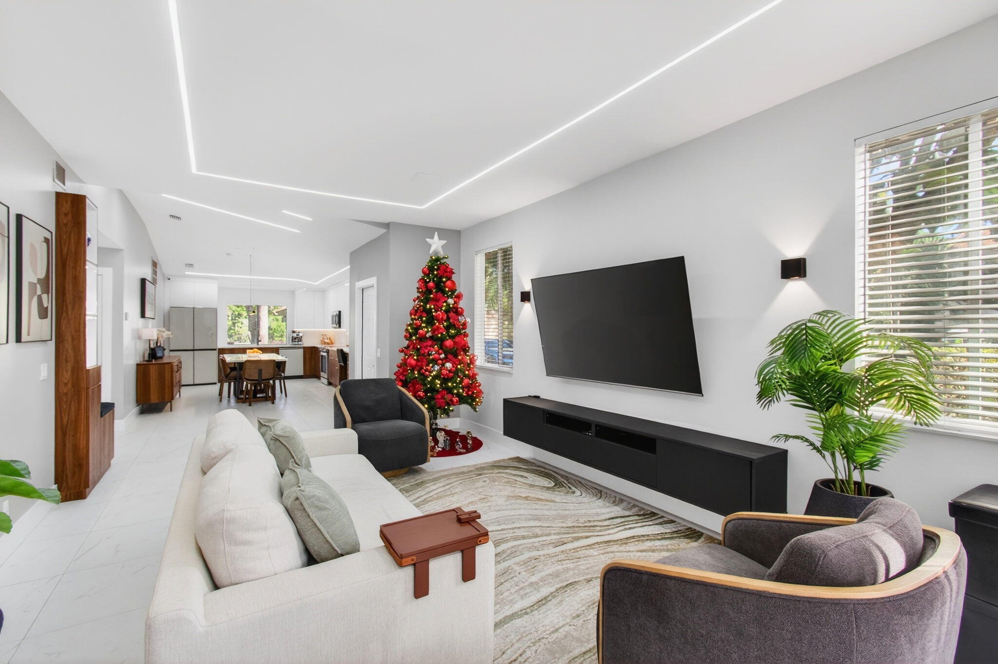 6766 Via Regina Boca Raton, FL 33433 - Photo 9 of 57 living room