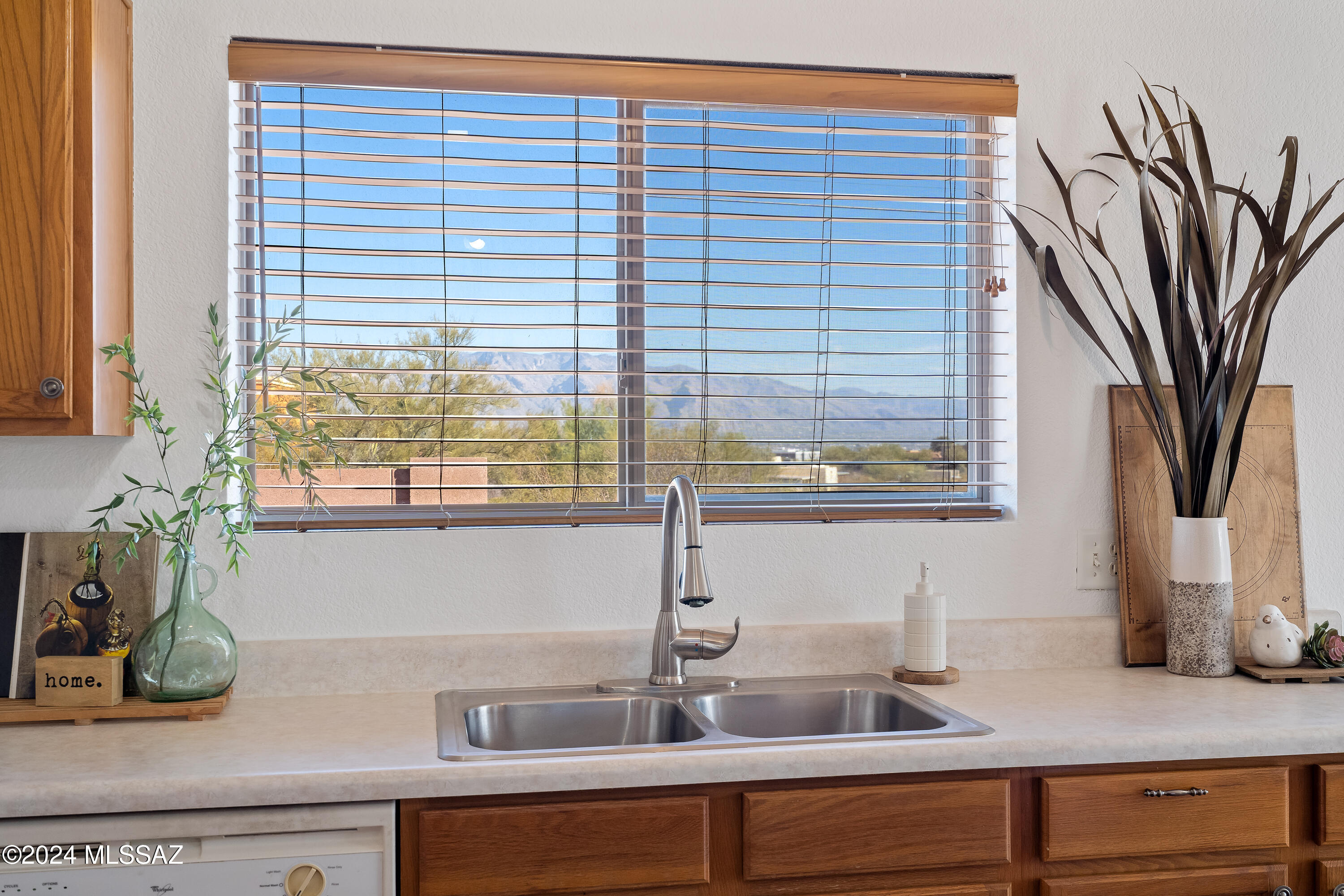 3464 North Boyce Spring Lane Tucson, AZ 85745 - Photo 7 of 23