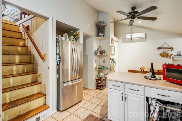 $400,000 | 55 Heavenly Lane, Fairview, NC 28730