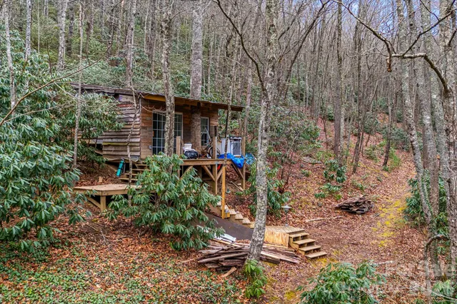 $400,000 | 55 Heavenly Lane, Fairview, NC 28730