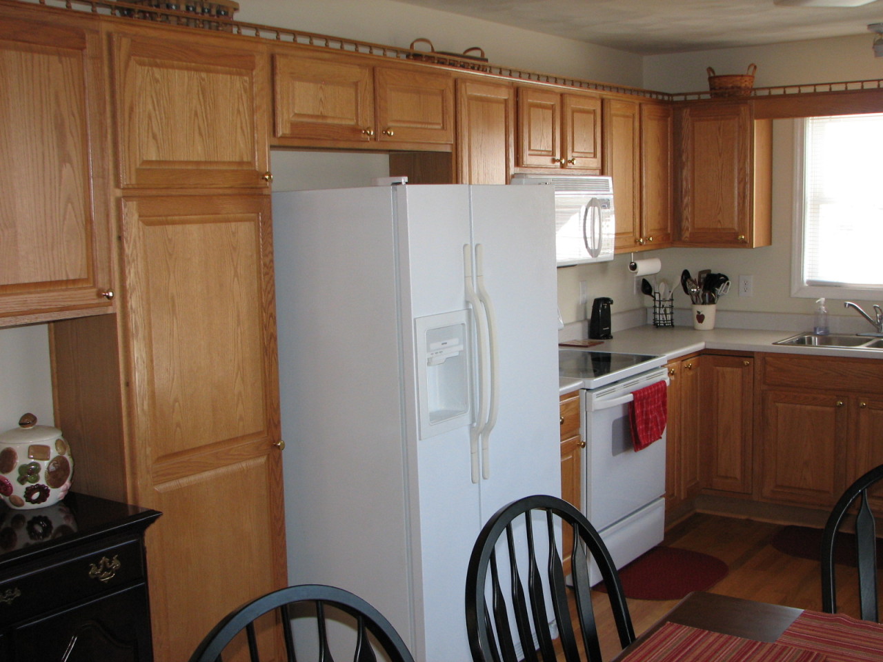 1715 Meadows Road Vinton, VA 24179 - Photo 11 of 37 a kitchen with stainless steel appliances a refrigerator and a stove top oven