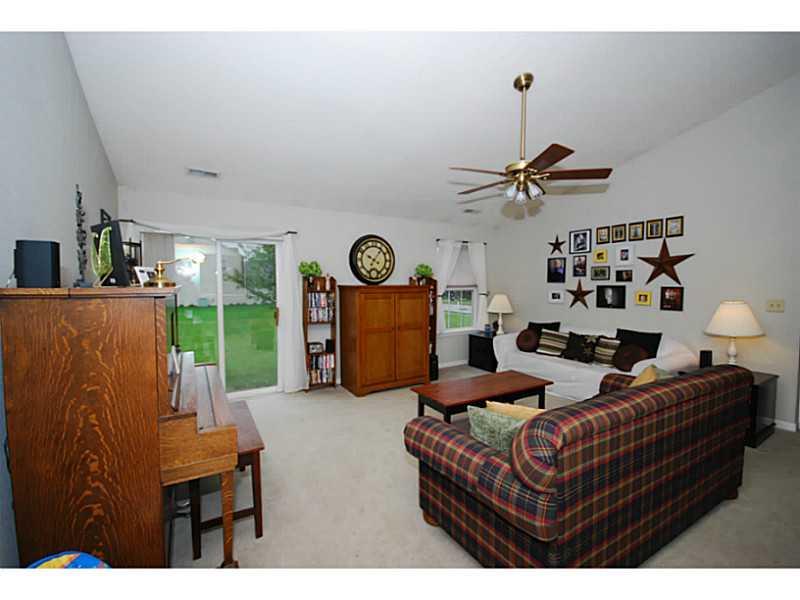 6501 Rushing River Noblesville, IN 46062 - Photo 4 of 14 Gallery Image 4