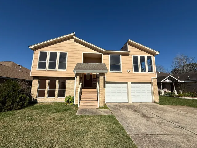 $179,900 | 12915 Crystal Cove Drive, Houston, TX 77044