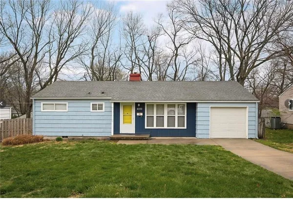 $365,000 | 7840 Ash Street, Prairie Village, KS 66208