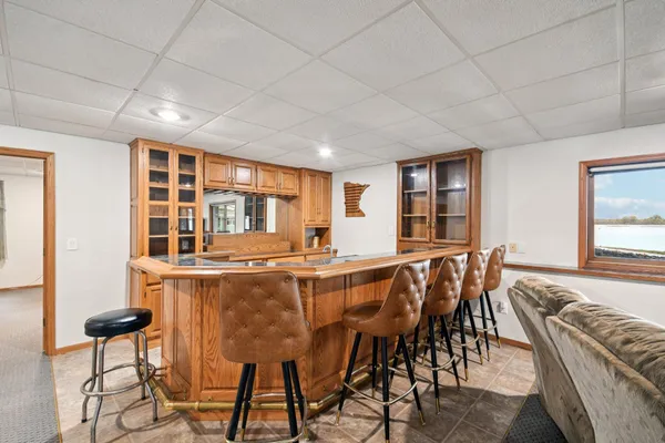 $700,000 | 44080 Maple Lane, Harris, MN 55032