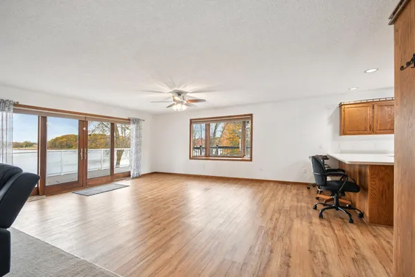 $700,000 | 44080 Maple Lane, Harris, MN 55032