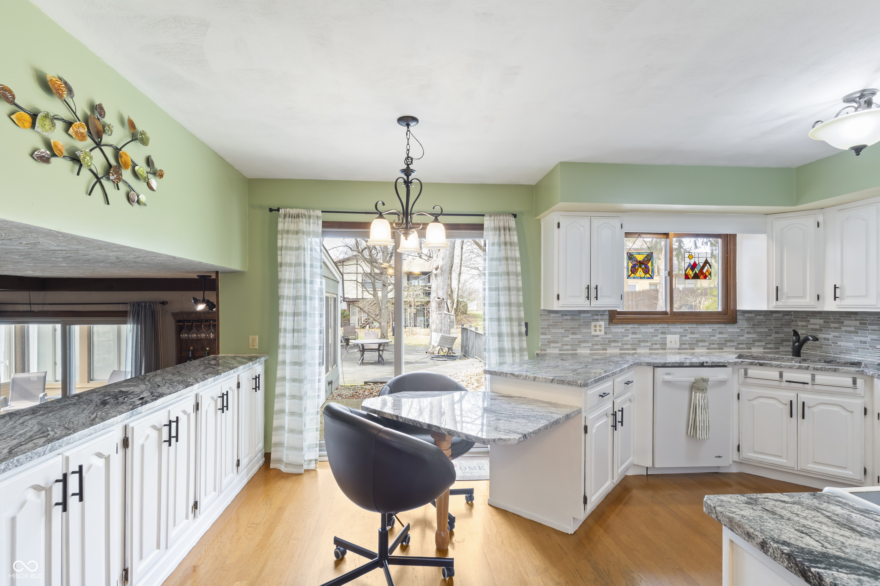 302 Maple Court Greenfield, IN 46140 - Photo 5 of 40