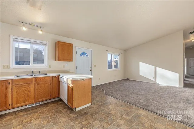 $498,000 | 1015 Ivy Street, Nampa, ID 83686