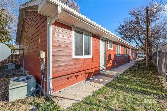 $498,000 | 1015 Ivy Street, Nampa, ID 83686