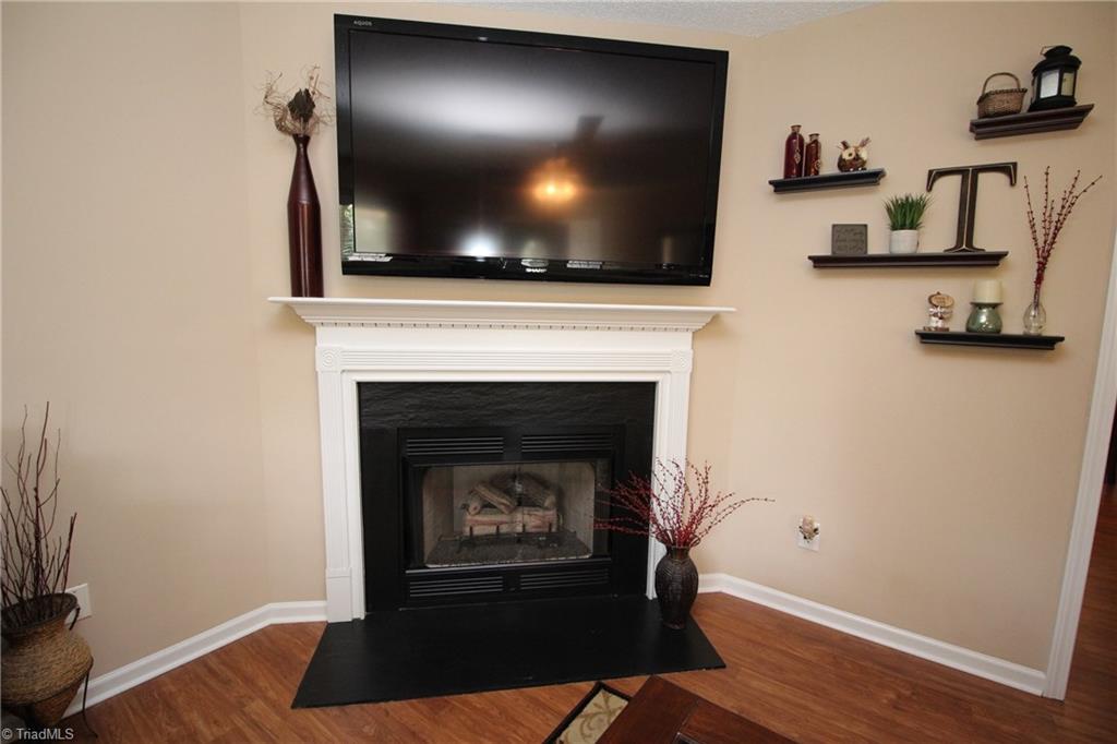 6778 Rangecrest Road Belews Creek, NC 27009 - Photo 5 of 22 Gallery Image 5