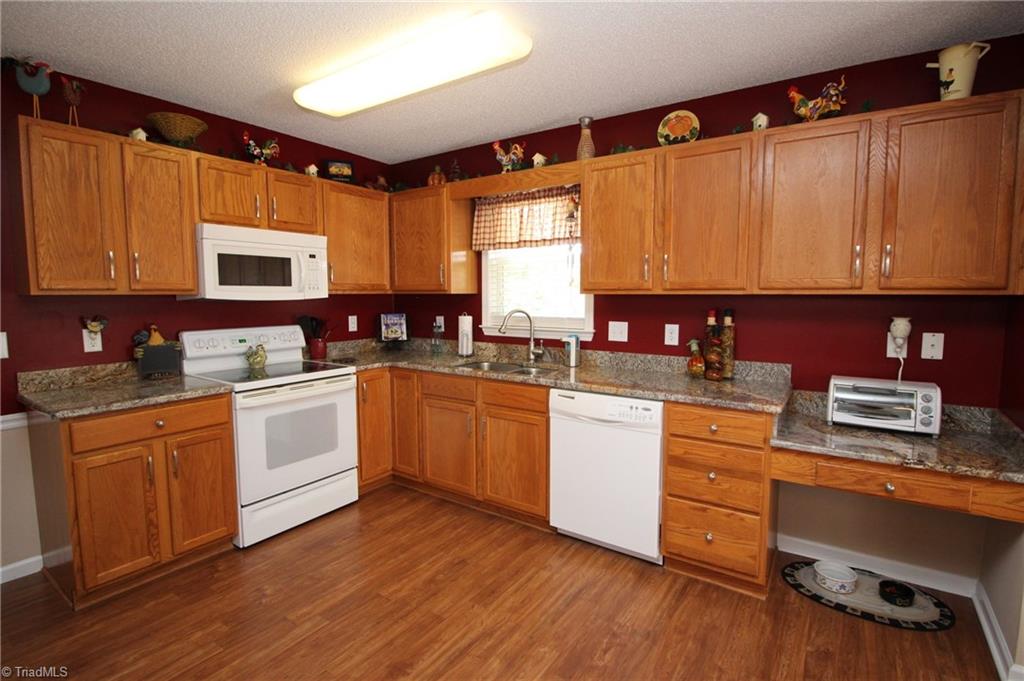 6778 Rangecrest Road Belews Creek, NC 27009 - Photo 7 of 22 Gallery Image 7