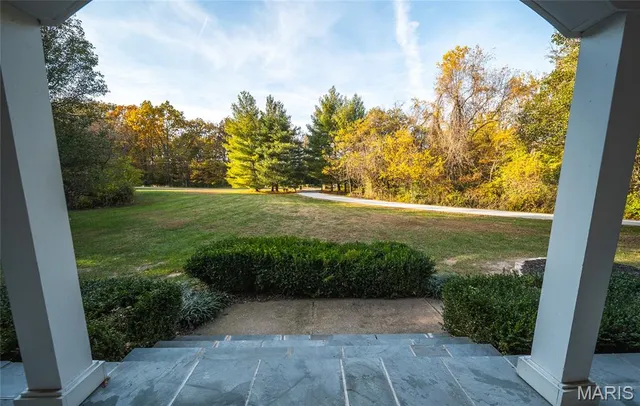 $749,900 | 233 Forest Court, Edwardsville, IL 62025