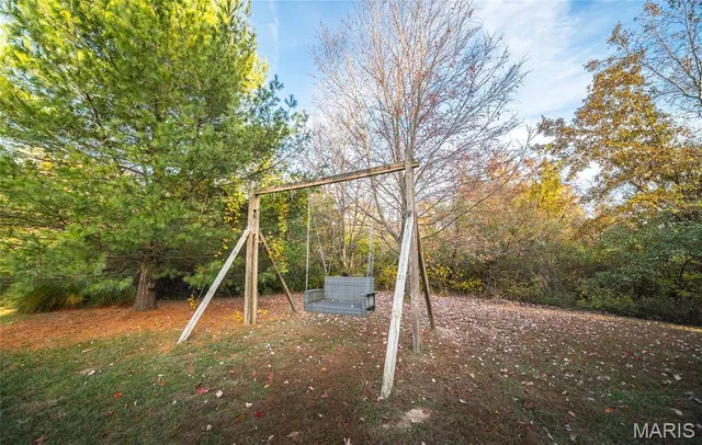 $749,900 | 233 Forest Court, Edwardsville, IL 62025