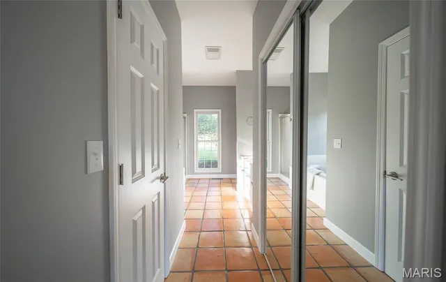 $749,900 | 233 Forest Court, Edwardsville, IL 62025