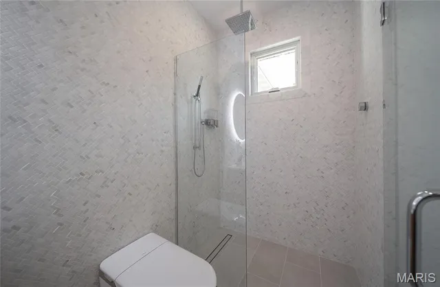 $749,900 | 233 Forest Court, Edwardsville, IL 62025