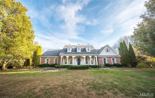 $749,900 | 233 Forest Court, Edwardsville, IL 62025