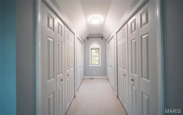 $749,900 | 233 Forest Court, Edwardsville, IL 62025