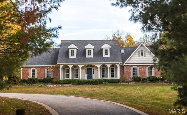 $749,900 | 233 Forest Court, Edwardsville, IL 62025
