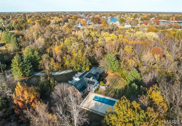 $749,900 | 233 Forest Court, Edwardsville, IL 62025