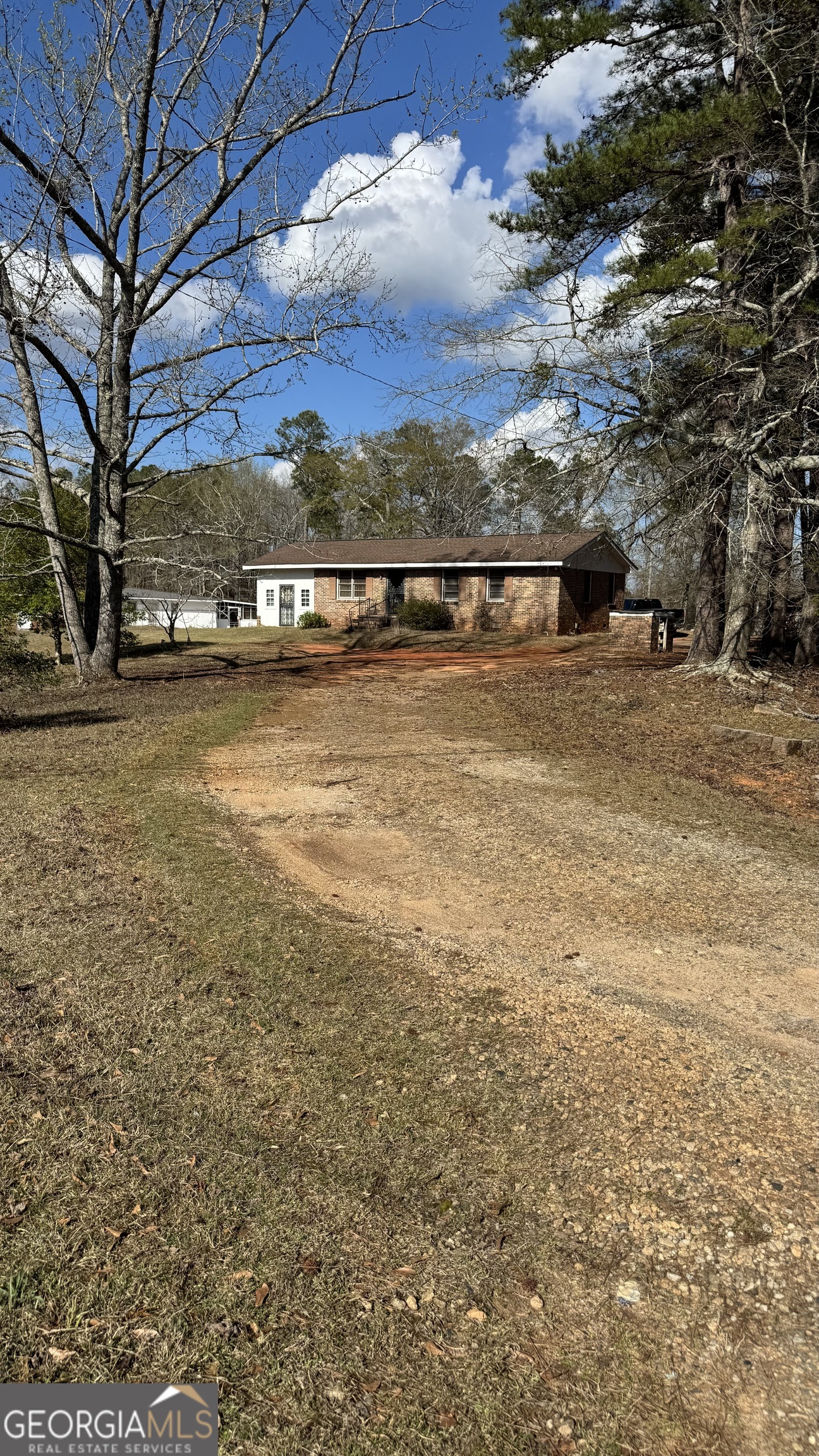 562 Johnstonville Road Barnesville, GA 30204 - Photo 9 of 13