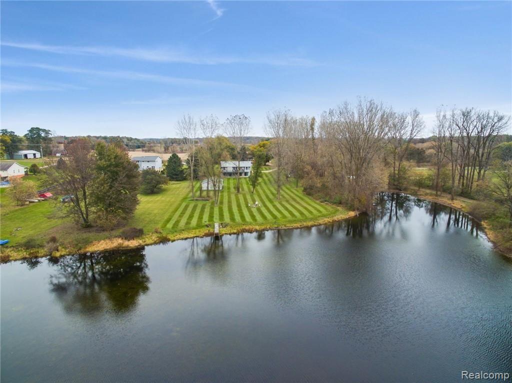 9051 Antcliff Road Howell, MI 48855 - Photo 23 of 26 4.jpg
