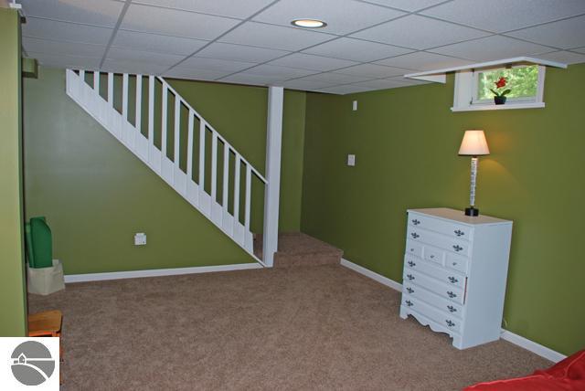 3652 Holiday Village Road Traverse City, MI 49686 - Photo 17 of 25 1732467-16.JPG