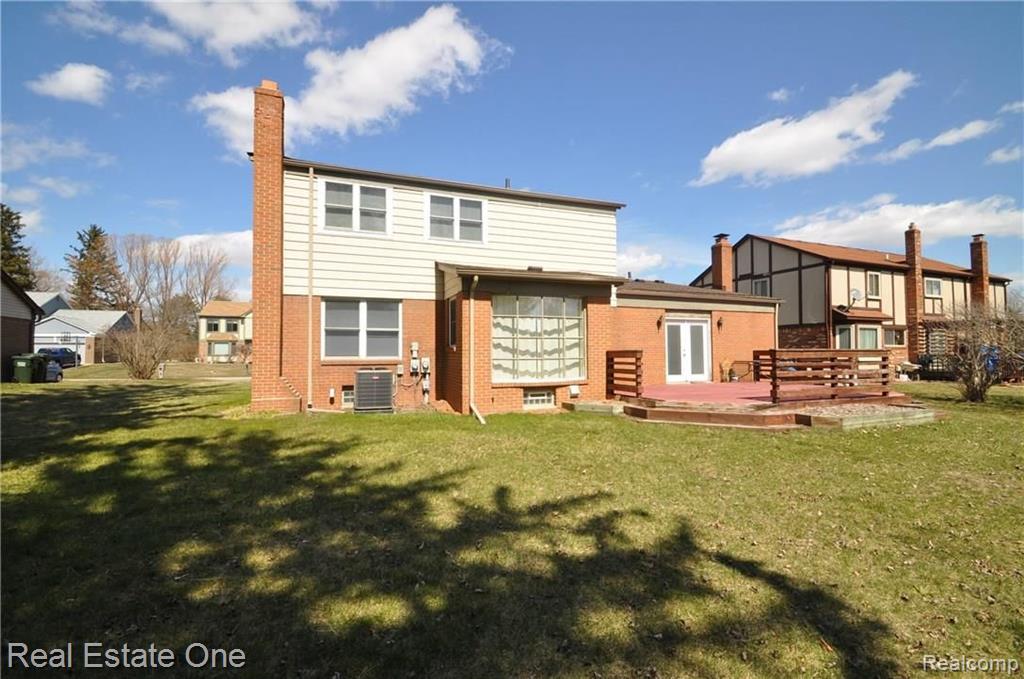 633 Baker Street Rochester Hills, MI 48307 - Photo 26 of 26