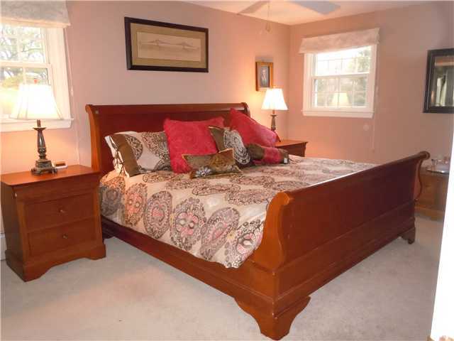 2927 Halstead Road Upper Arlington, OH 43221 - Photo 11 of 21