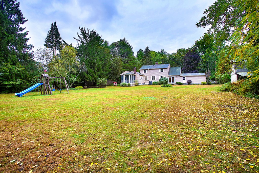384 Powder Mill Road Concord, MA 01742 - Photo 14 of 18 Gallery Image 14