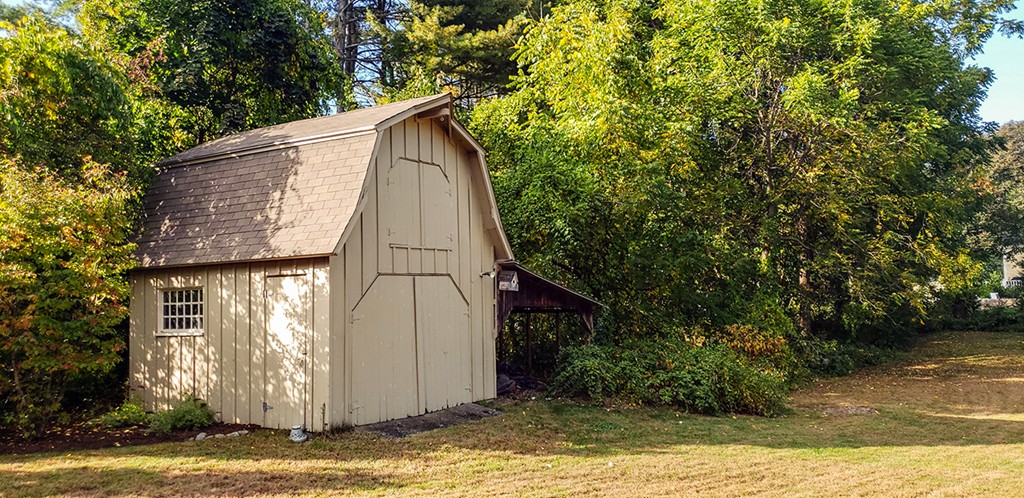 384 Powder Mill Road Concord, MA 01742 - Photo 16 of 18 Gallery Image 16