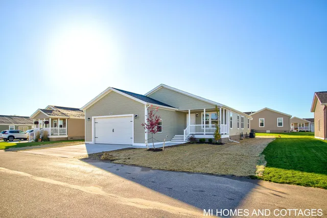 $239,900 | 5216 Mulberry Lane, Holland, MI 49423