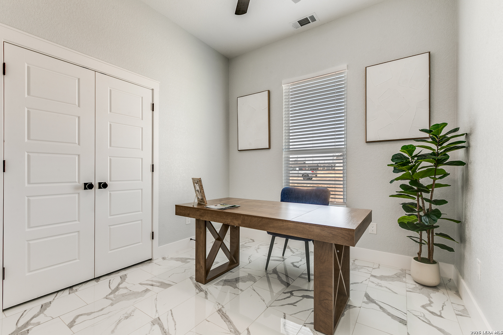 16934 Rancho Atascosa, TX 78002 - Photo 17 of 27 a view of a workspace with furniture