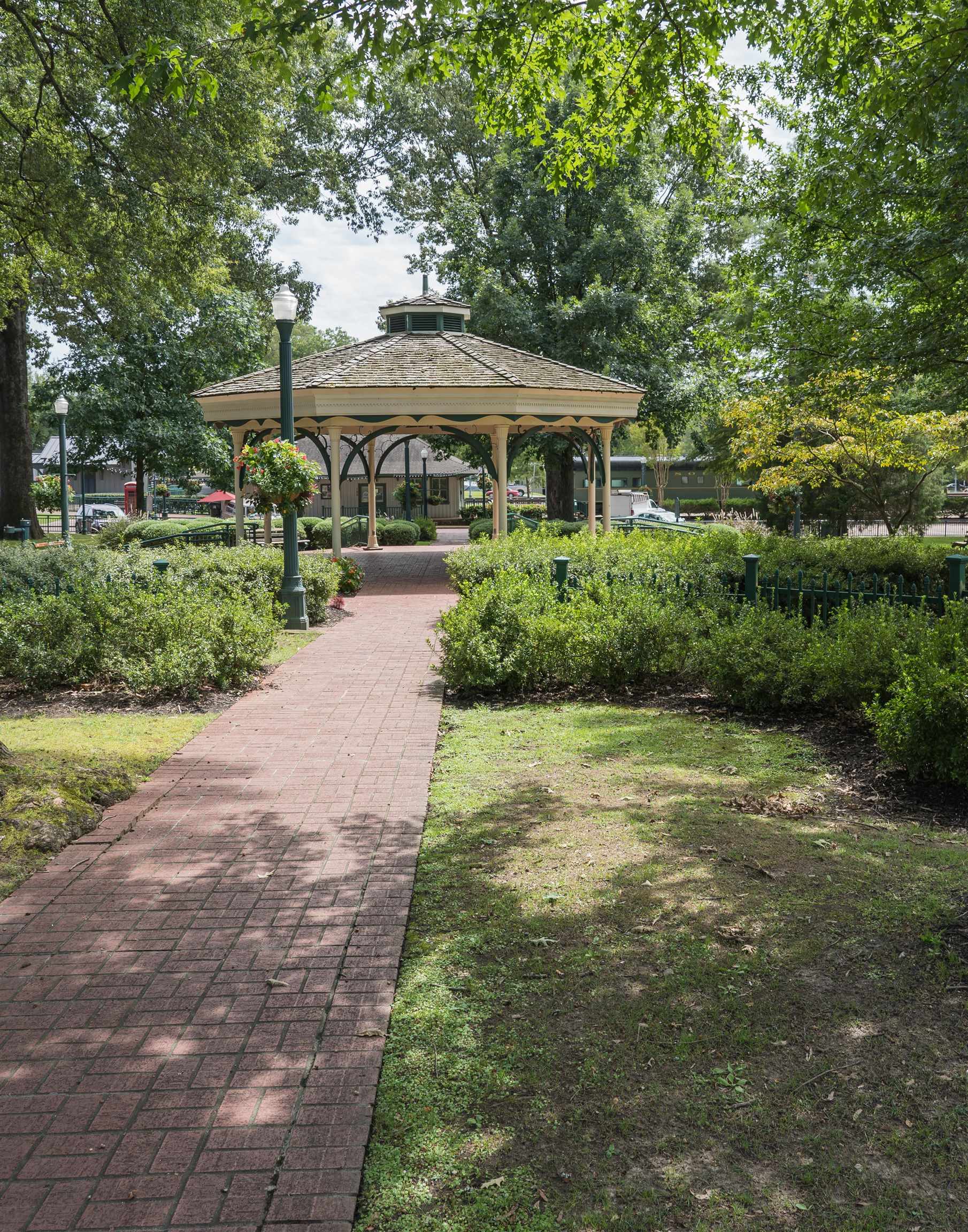 1016 Nolley Cove Collierville, TN 38017 - Photo 13 of 27