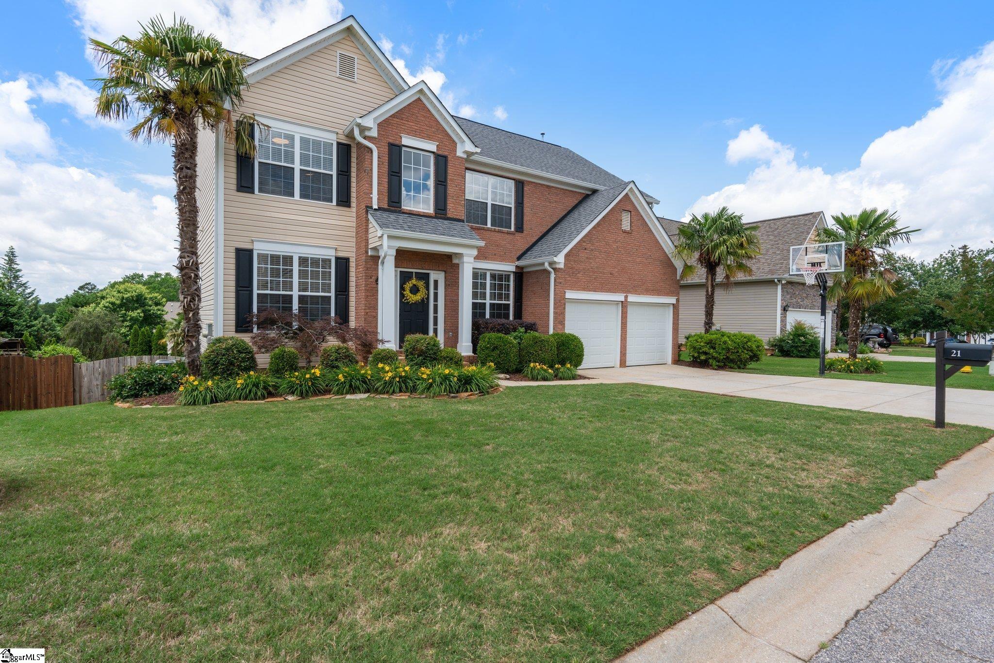 21 Canso Street Greenville, SC 29607 - Photo 2 of 36