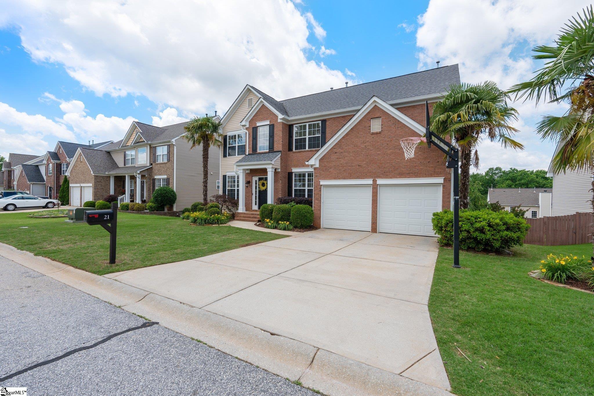 21 Canso Street Greenville, SC 29607 - Photo 3 of 36