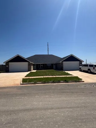 $3,095 | 409 Kristi Path, Abilene, TX 79602