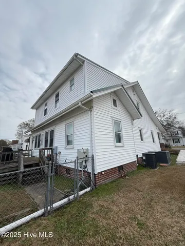 $289,900 | 204 Spencers Avenue, South Mills, NC 27976