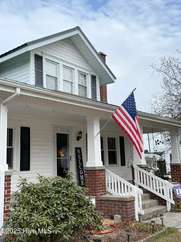 $289,900 | 204 Spencers Avenue, South Mills, NC 27976