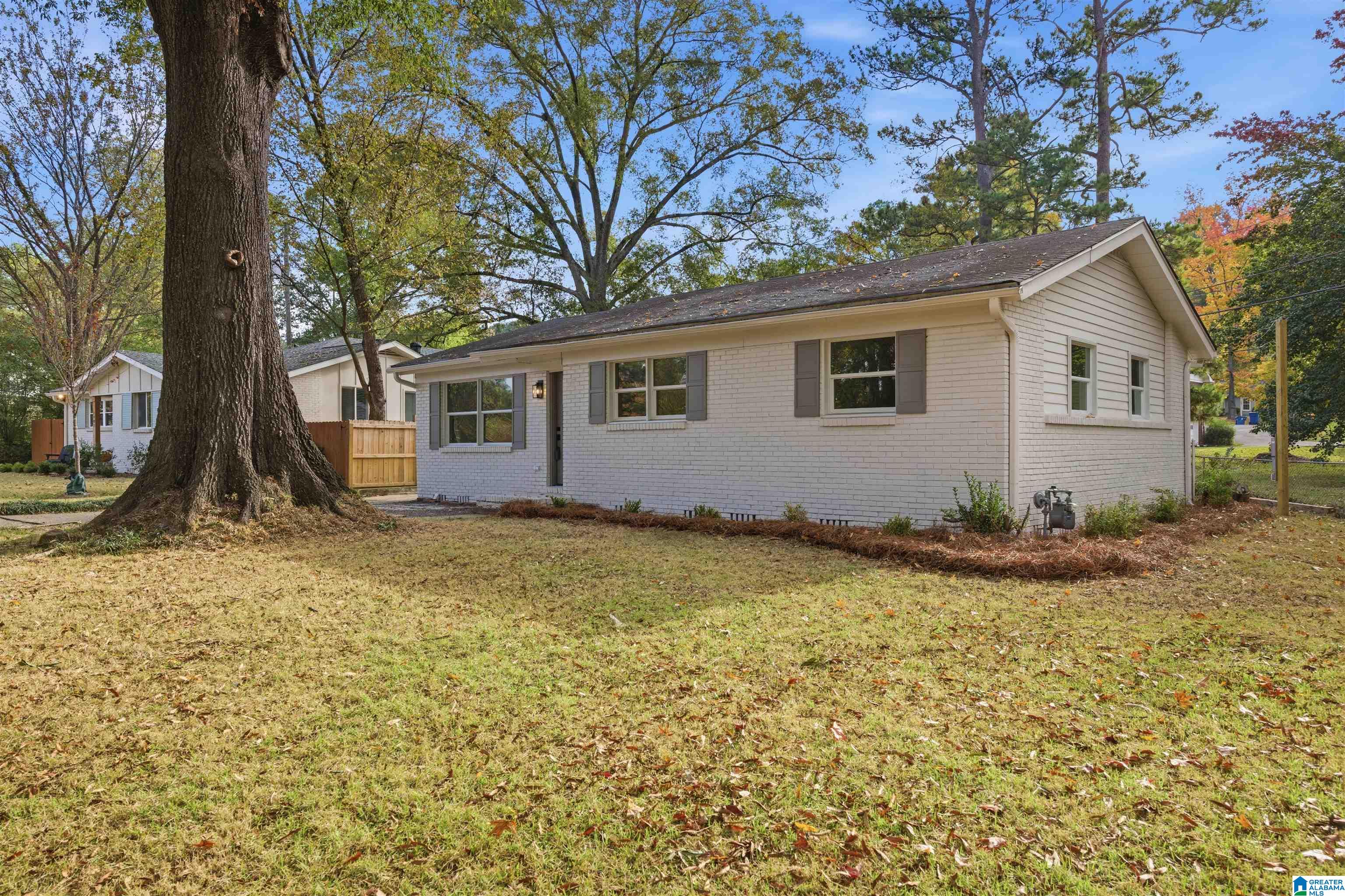 1005 Queensbury Road Birmingham, AL 35209 - Photo 2 of 29