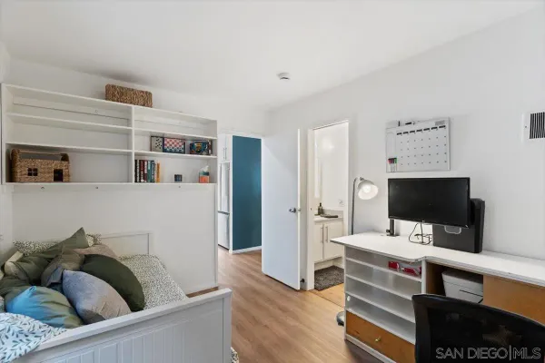 $499,000 | 5553 Adobe Falls Road, Unit 1, San Diego, CA 92120
